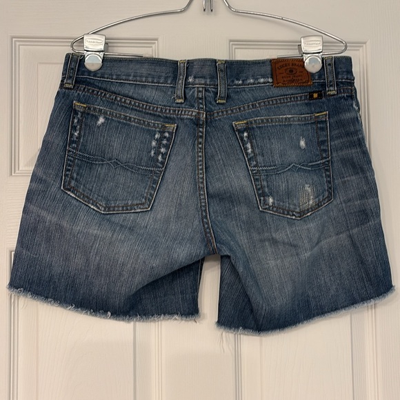 Lucky Brand Riley Cut Off Denim Shorts, size 6/28 - Picture 8 of 10